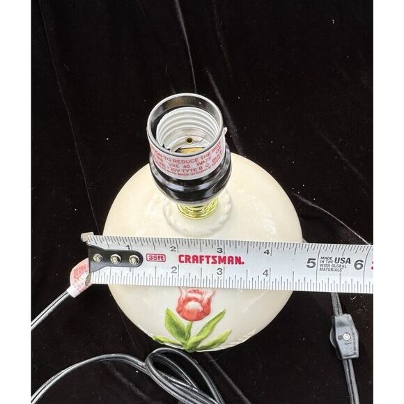 MWW Market Manual Woodworkers & Weavers Botanical Bulb Tulip Ceramic Lamp￼ - Picture 9 of 9